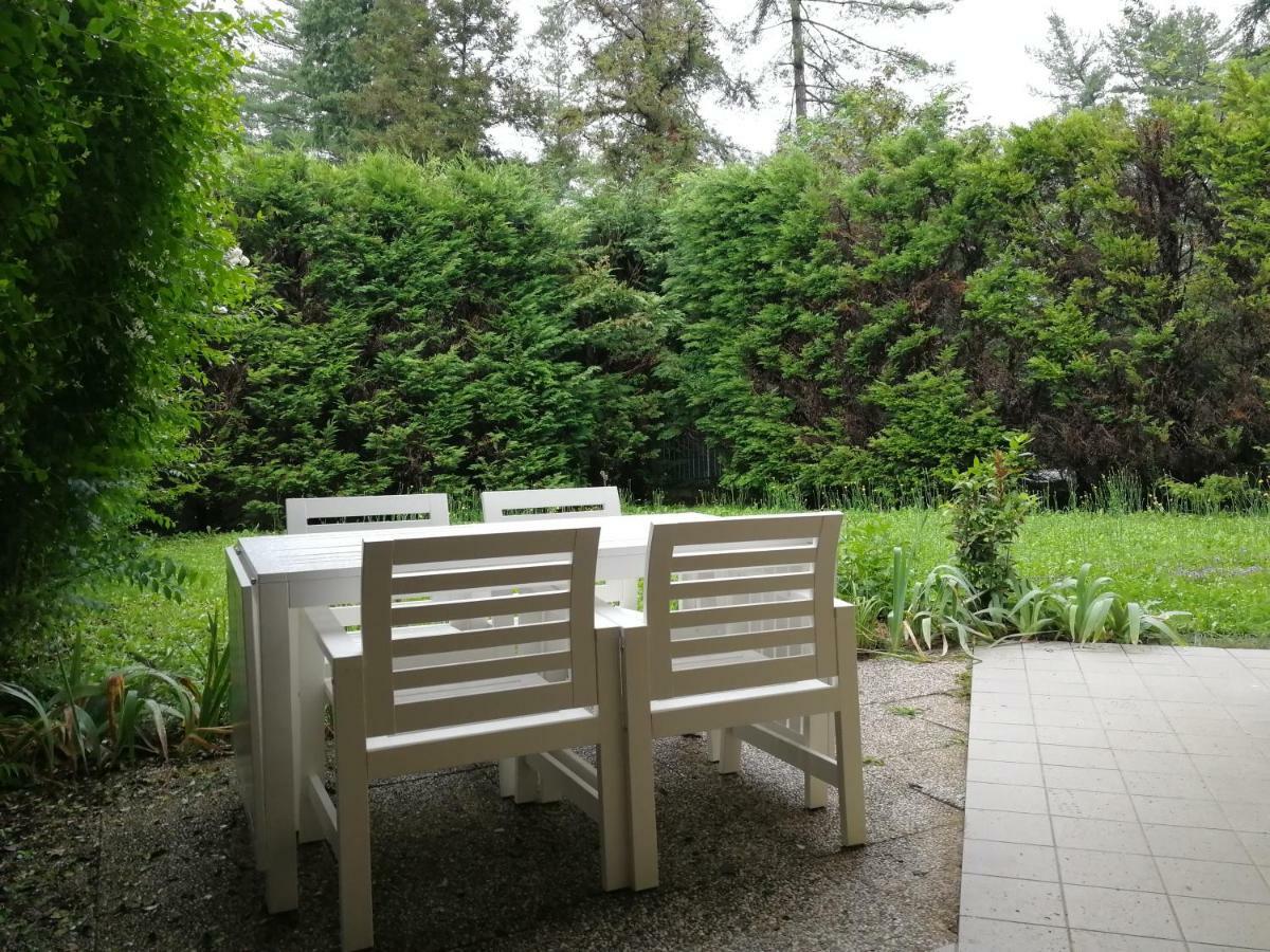 Monticello Golf Townhouse Lägenhet Cassina Rizzardi Exteriör bild